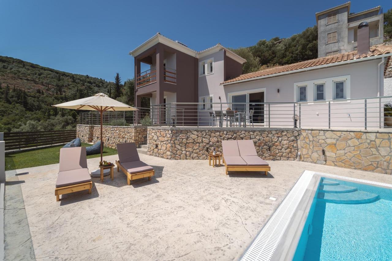 Koumaries Villas Лигия Екстериор снимка