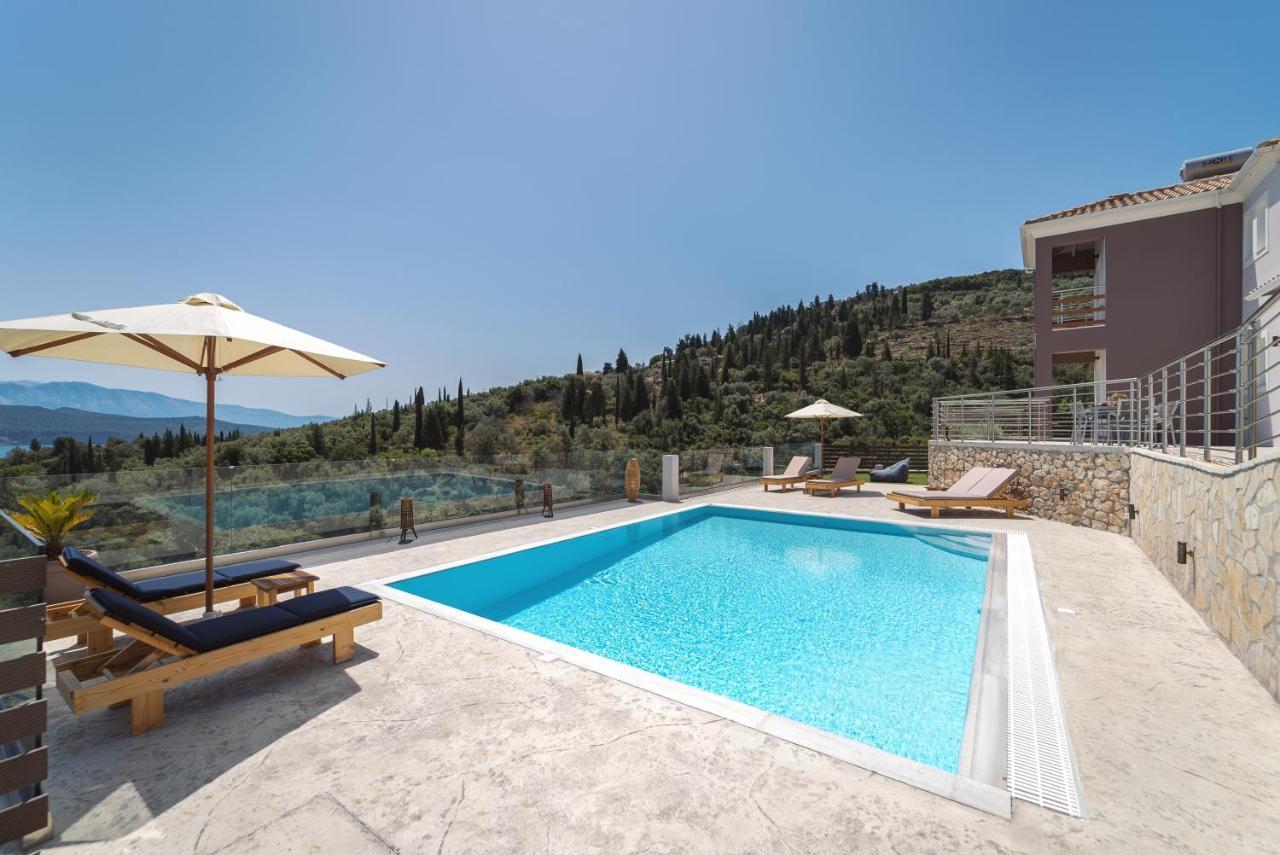 Koumaries Villas Лигия Екстериор снимка
