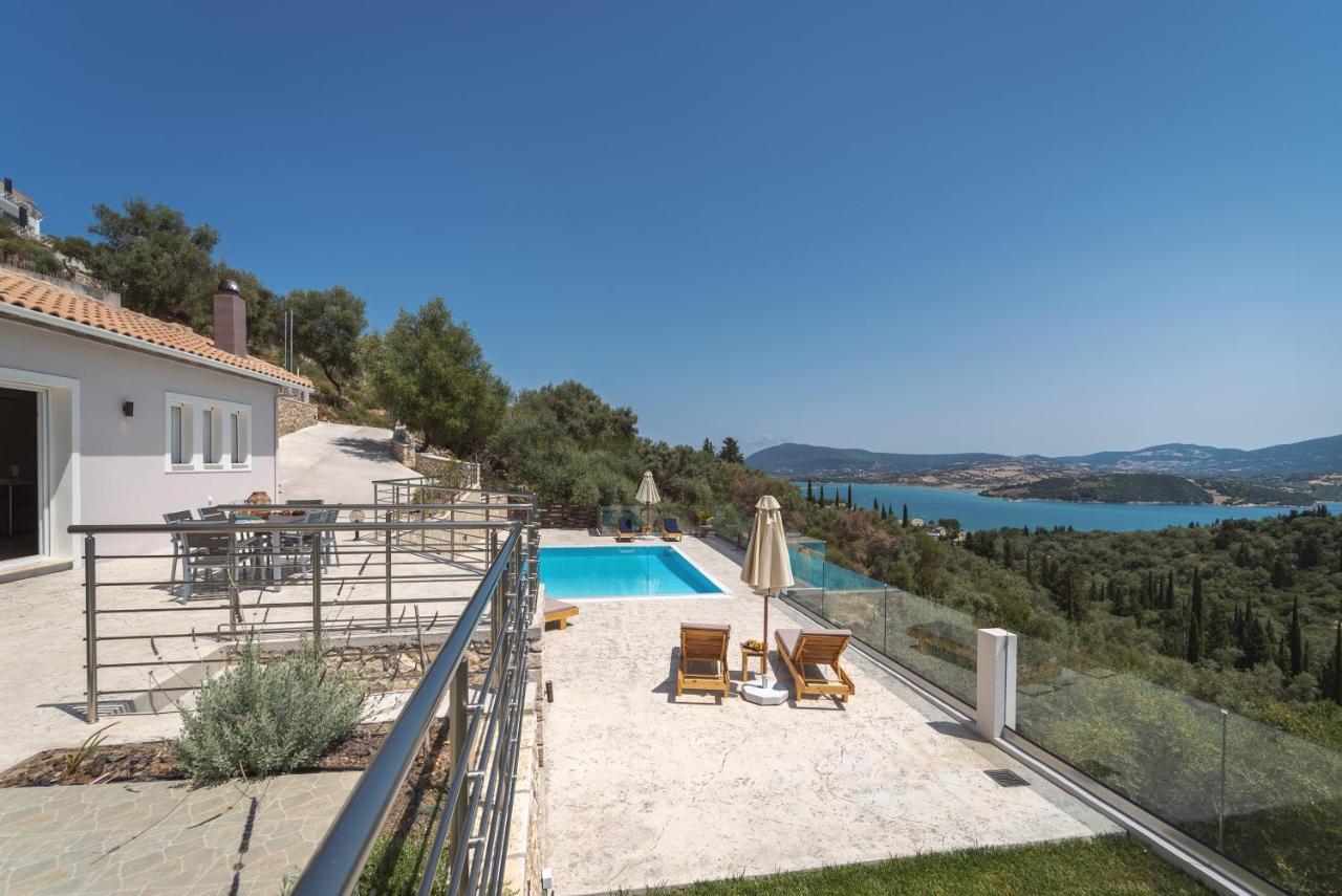 Koumaries Villas Лигия Екстериор снимка