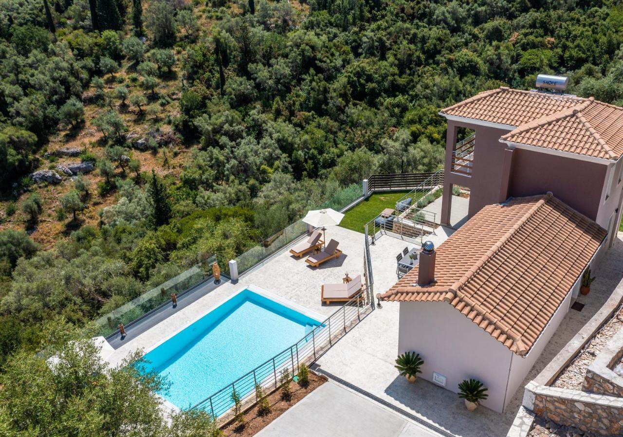Koumaries Villas Лигия Екстериор снимка